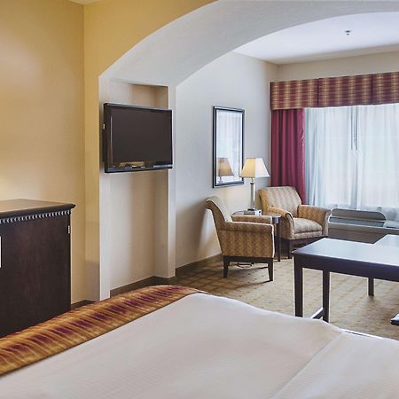 La Quinta By Wyndham Mobile Satsuma / Saraland Hotel Екстериор снимка