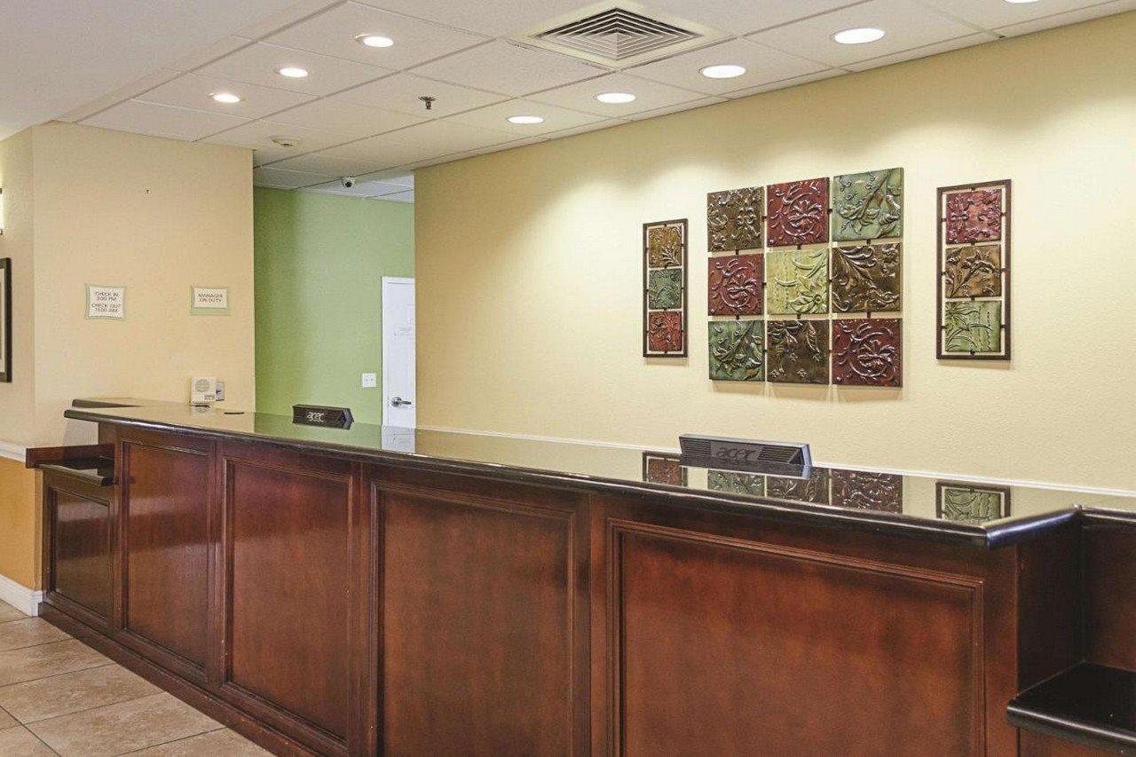 La Quinta By Wyndham Mobile Satsuma / Saraland Hotel Екстериор снимка