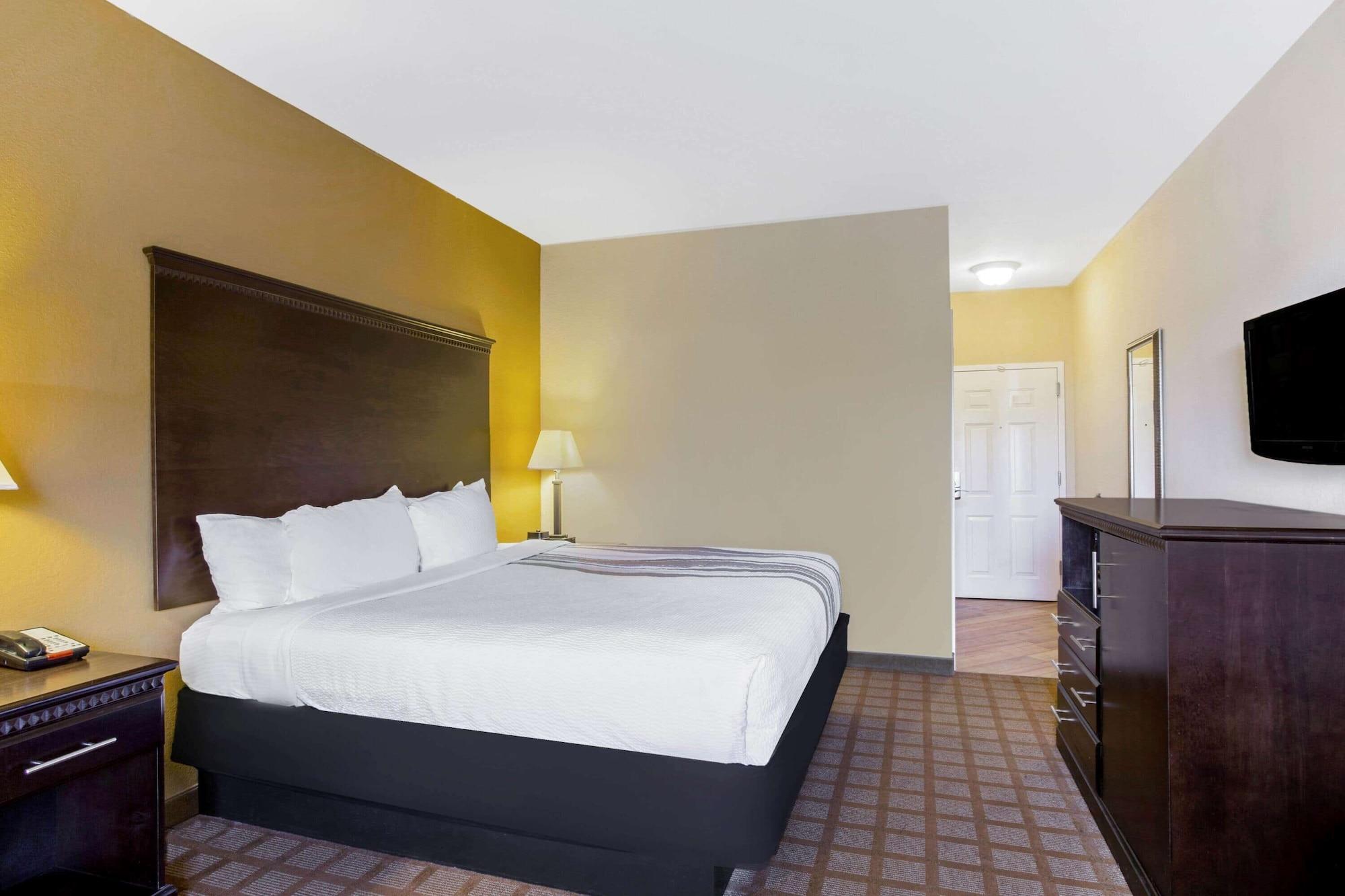 La Quinta By Wyndham Mobile Satsuma / Saraland Hotel Екстериор снимка