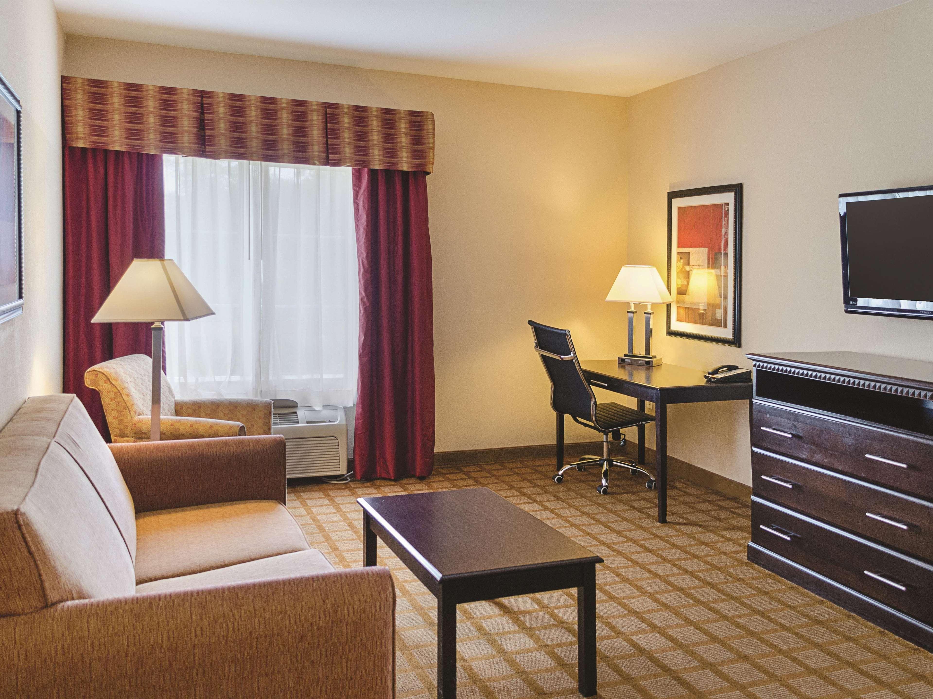 La Quinta By Wyndham Mobile Satsuma / Saraland Hotel Екстериор снимка