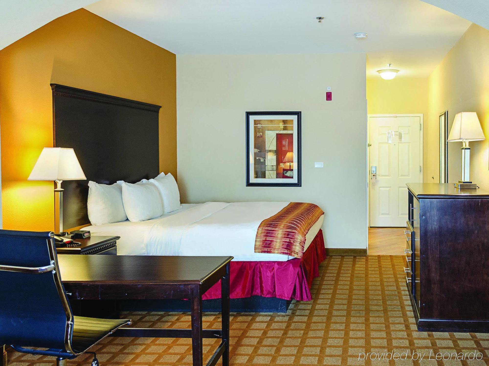 La Quinta By Wyndham Mobile Satsuma / Saraland Hotel Екстериор снимка
