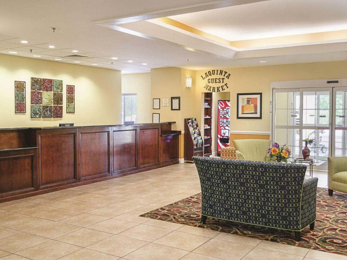 La Quinta By Wyndham Mobile Satsuma / Saraland Hotel Екстериор снимка