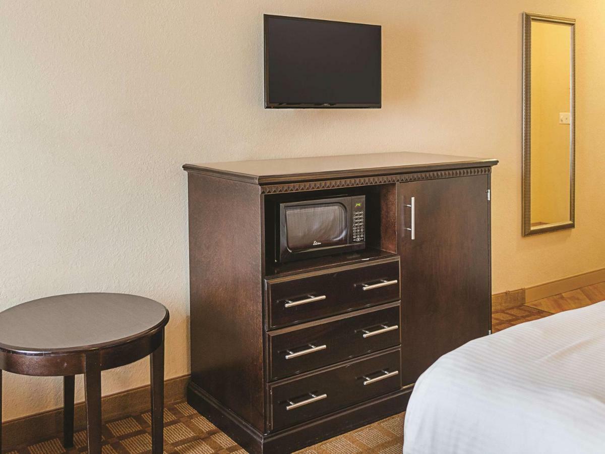 La Quinta By Wyndham Mobile Satsuma / Saraland Hotel Екстериор снимка